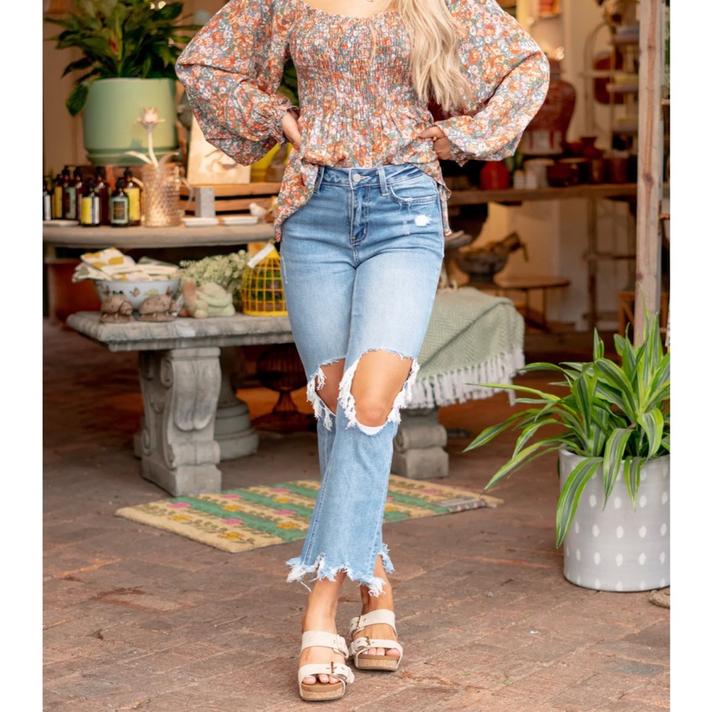 Vervet cropped flare distressed jean